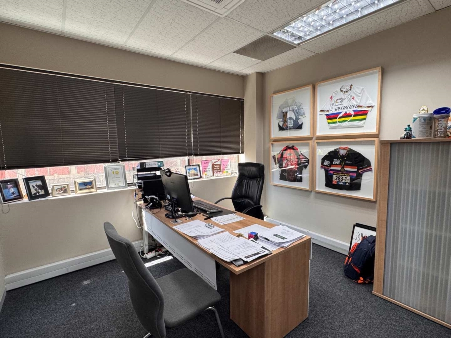 To Let Commercial Property for Rent in De Waterkant Western Cape